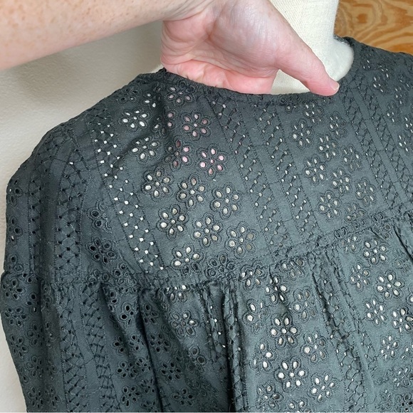 Madewell Floral Eyelet Tiered Button-Back Top in True Black Extra Small - Picture 8 of 13